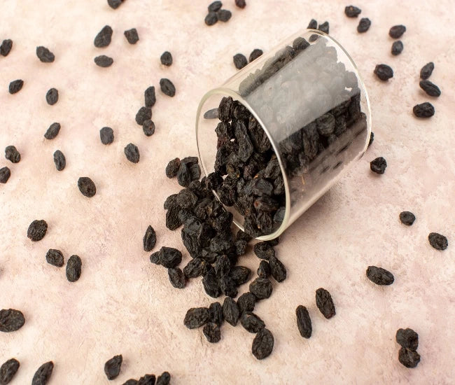 Benefits of Black Raisins